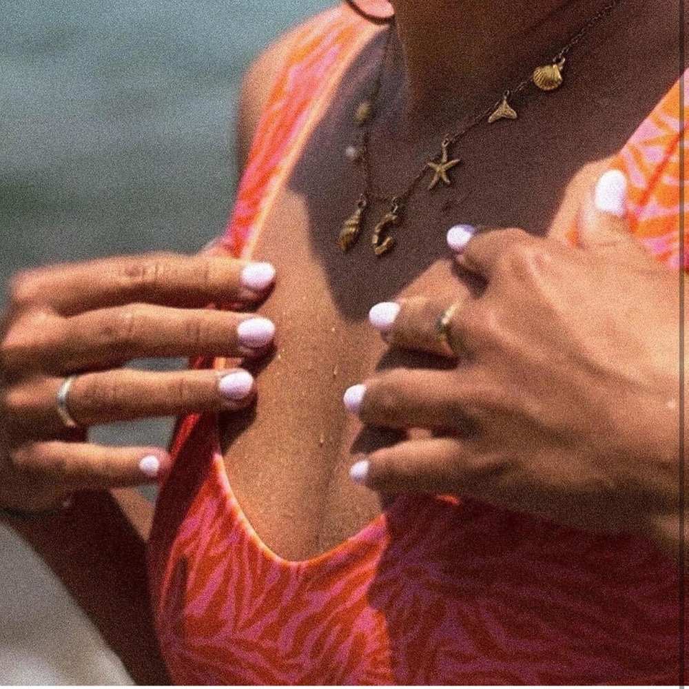 Gold ‘ S’ Charm Necklace with Sea Motifs - Picture 4 of 9